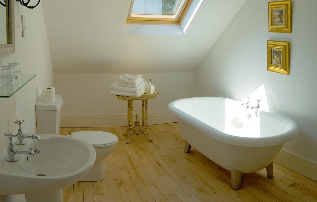 Shola Coach House B&B Coleraine Ruang foto
